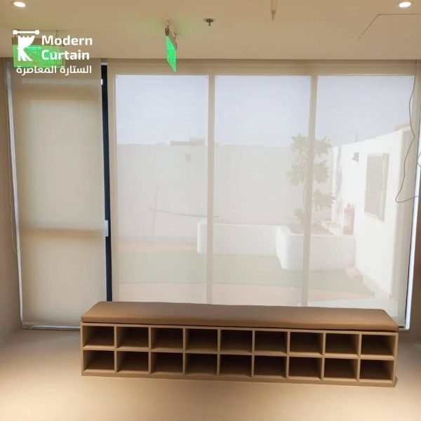ستائر الرول